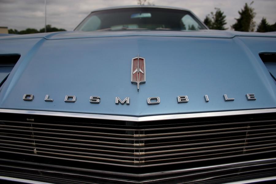 Логотип Oldsmobile Toronado (9487) 1966 года  (фото 14 из 48)